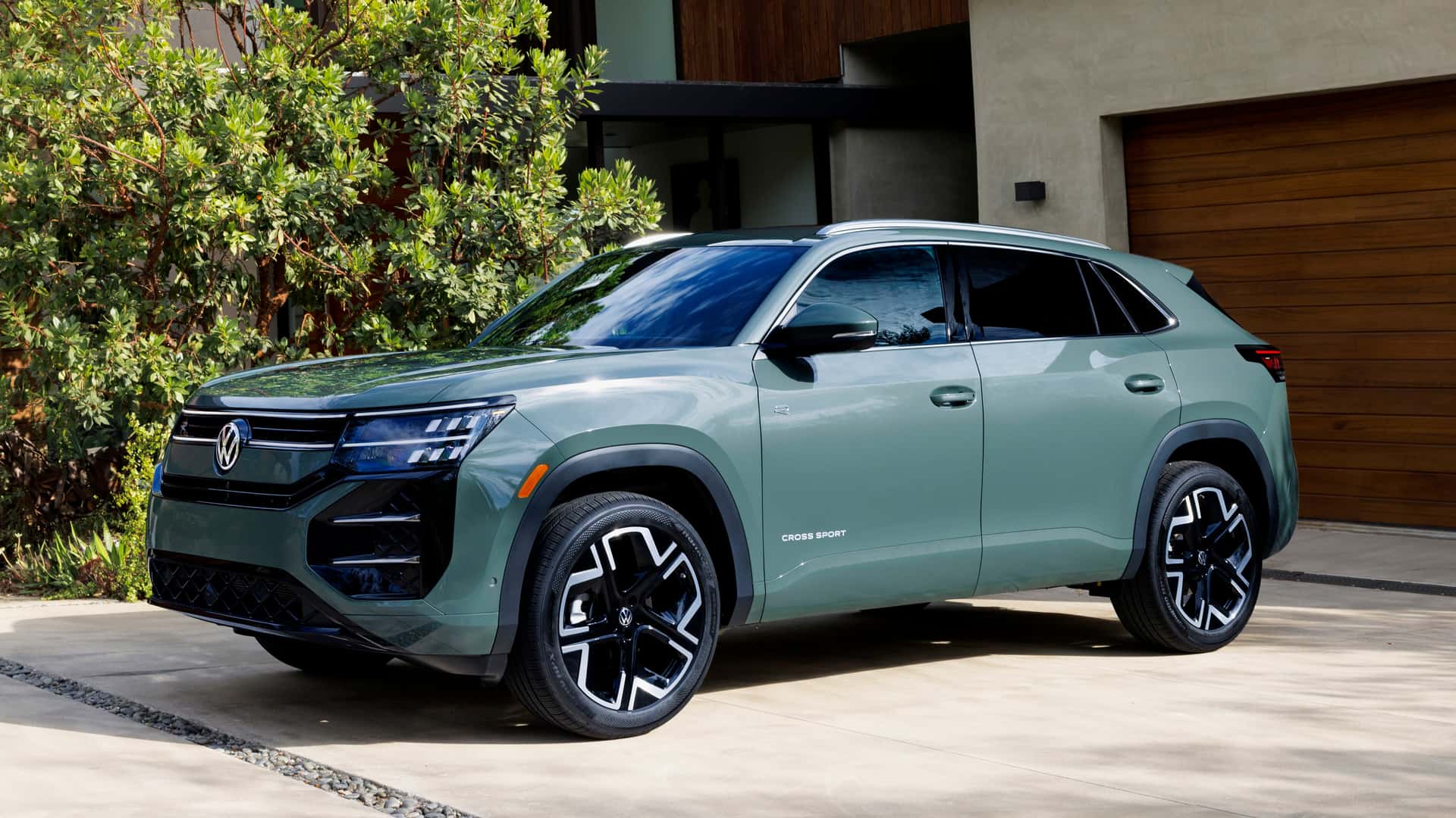 Automotive News Image