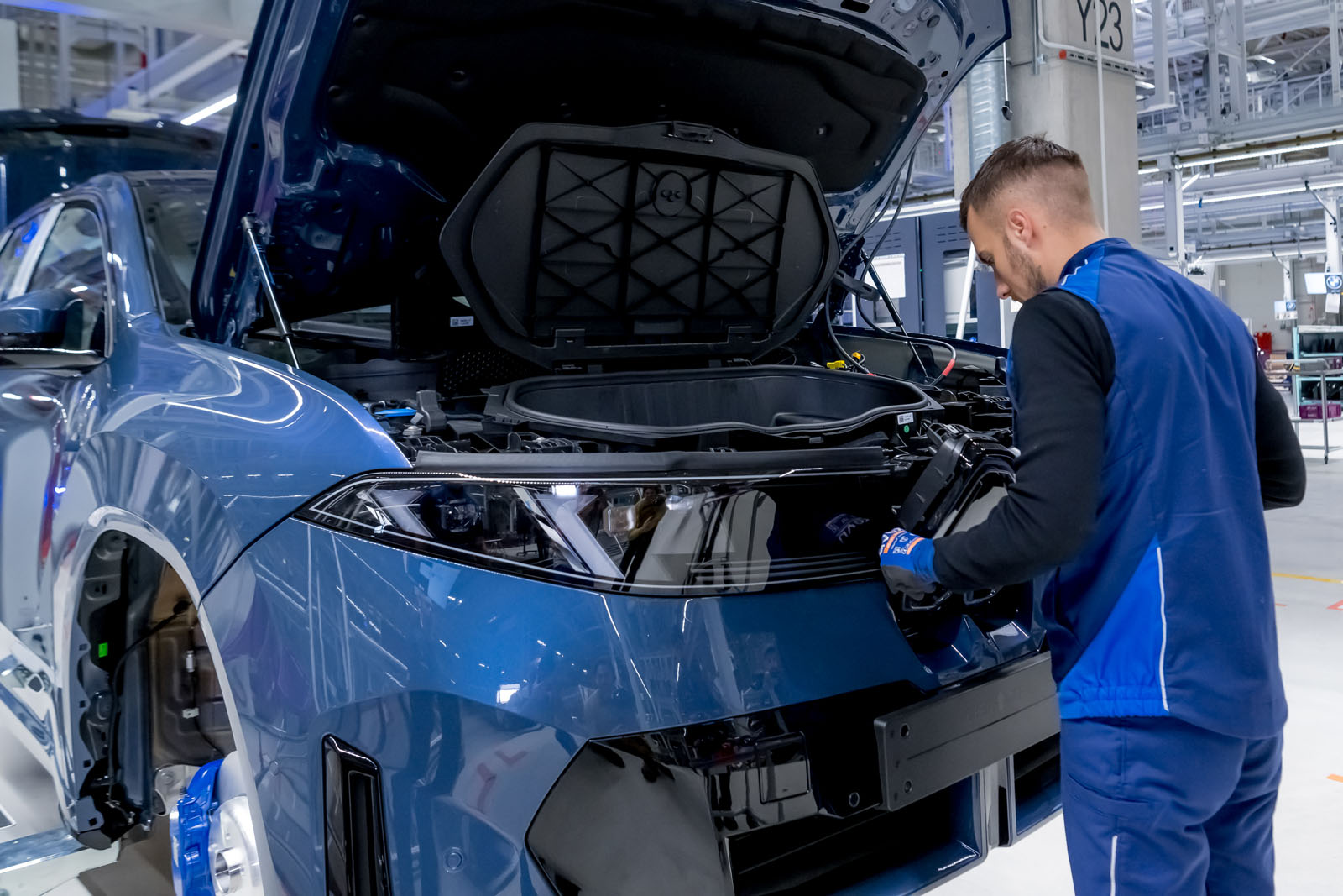 Automotive News Image