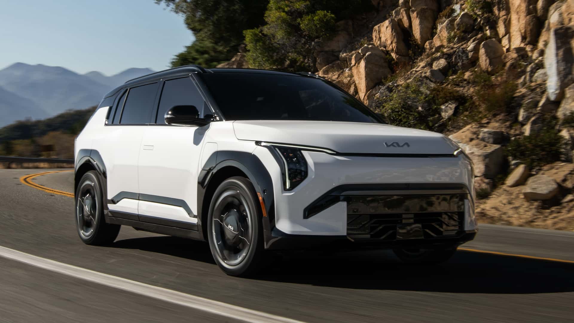 Automotive News Image